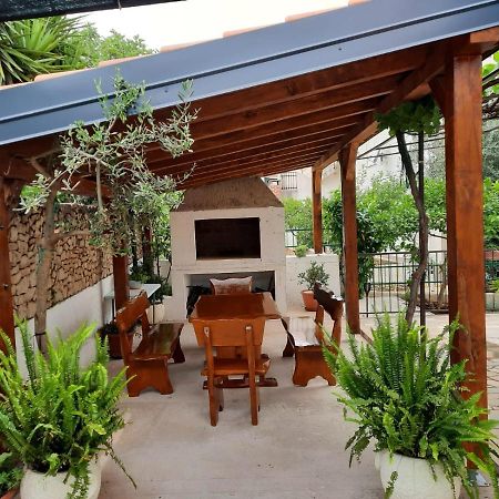 Apartments Sikirica Τρογκίρ Εξωτερικό φωτογραφία