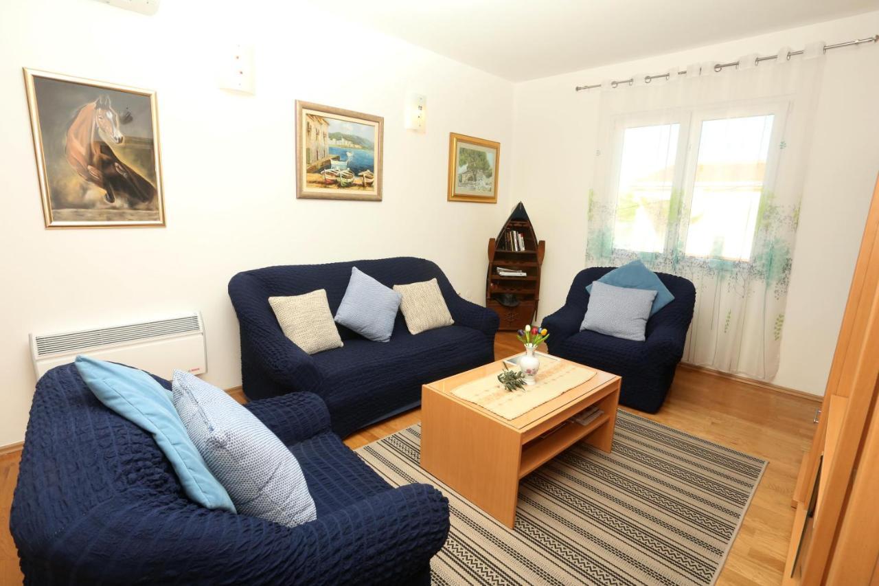 Apartments Sikirica Τρογκίρ Εξωτερικό φωτογραφία